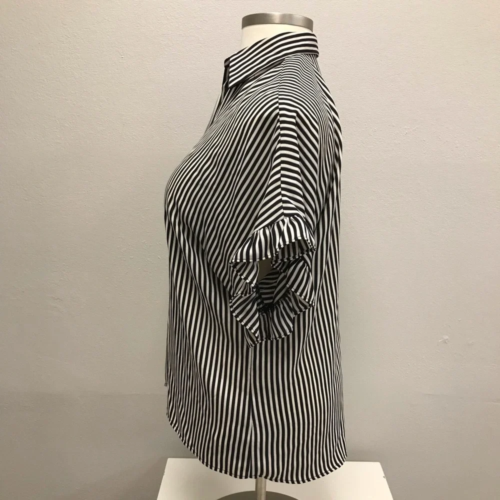 Michael Kors Oversized Black and White Striped Button-Up Blouse - Size Medium